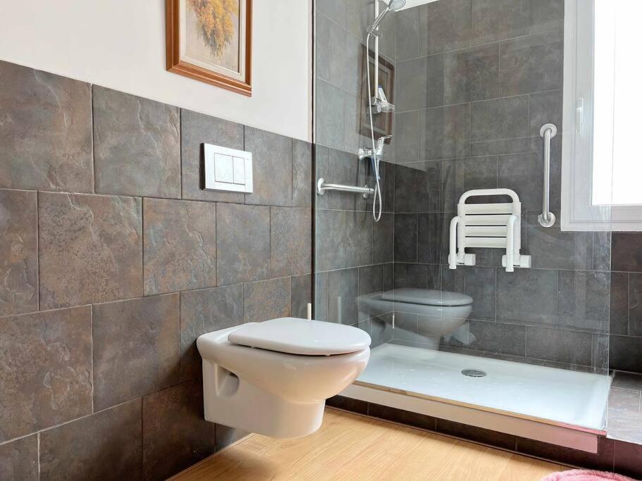 Moderno Y Amplio Apartamento En El Centro De Roses Eksteriør billede